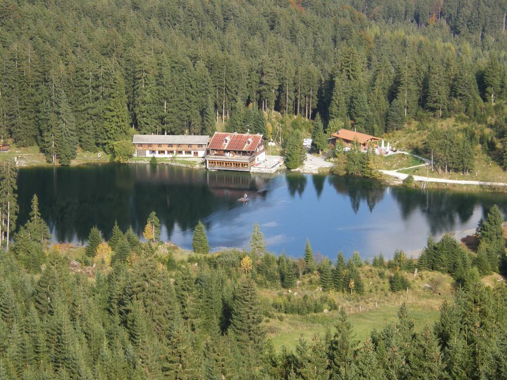 Anita'S Ferienwohnung Nahe Neuschwanstein รอยท์เทอ ภายนอก รูปภาพ