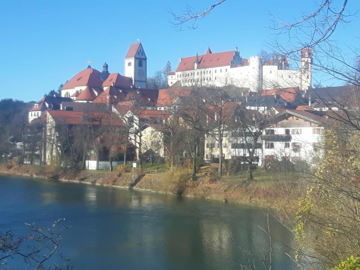 Anita'S Ferienwohnung Nahe Neuschwanstein รอยท์เทอ ภายนอก รูปภาพ